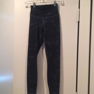 Lululemon blue camo leggings size 2